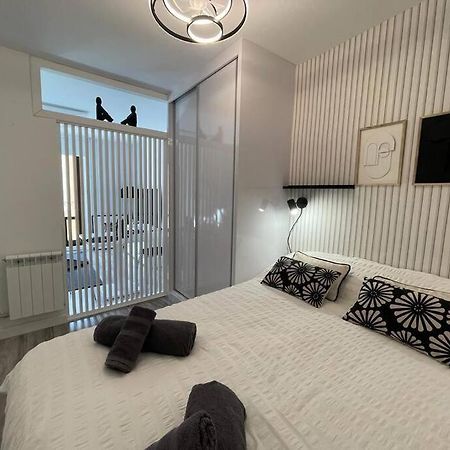 Urban Home By Unique Rooms Burgo Εξωτερικό φωτογραφία